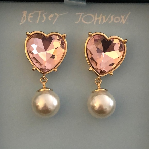 Betsey Johnson XOXO Pink Crystal Heart & Faux Pearl Bead Drop Earrings NIB - Picture 5 of 12